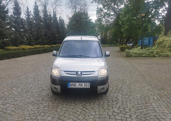 Peugeot Partner cena 11500 przebieg: 210250, rok produkcji 2004 z Legnica małe 56